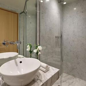 Duplex Kamer met een Queen Size Bed